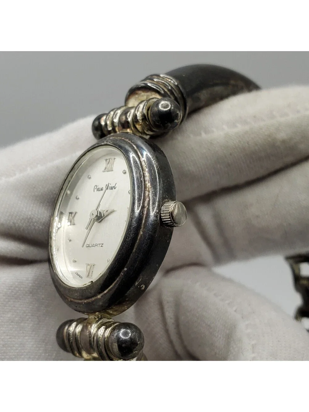 Piere Nicol Womens Watch  23mm  New Battery Silver Tone Oval